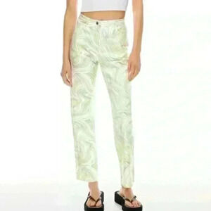 NWOT  Aritzia Melina Pant in yellow soft swirls pattern size 8